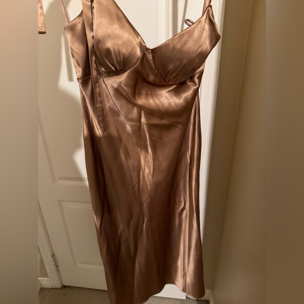 Women’s dress halter dress